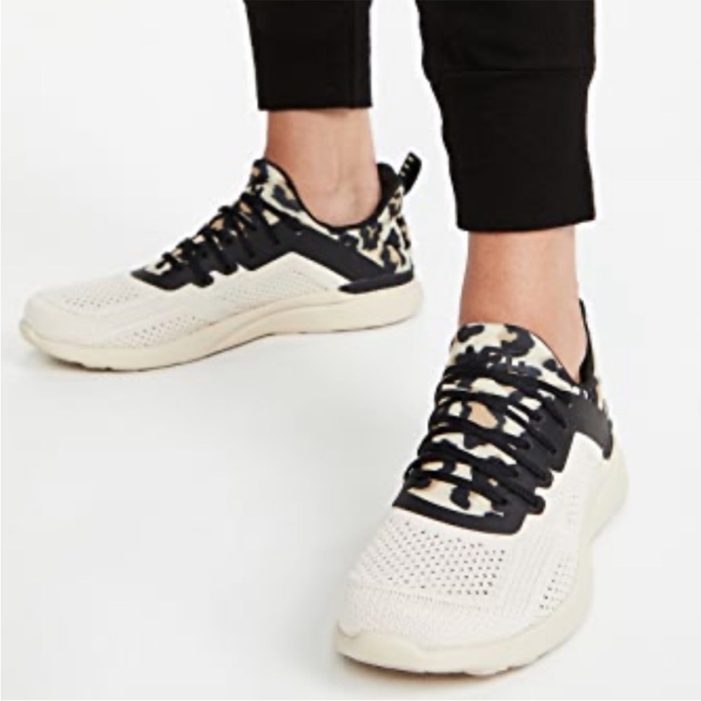 APL Techloom Tracer shoes leopard black tan